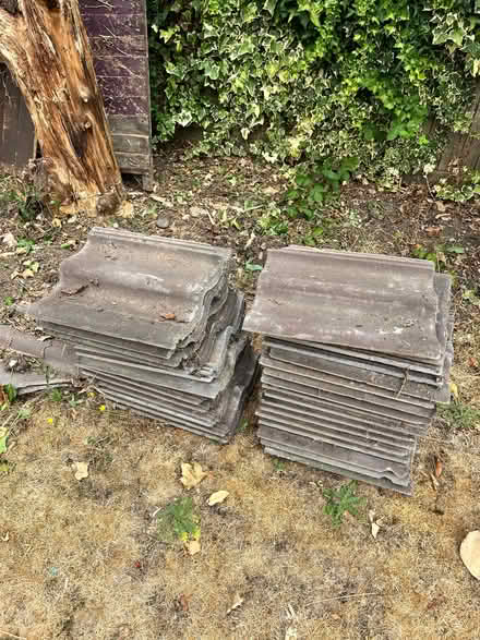 Photo of free 31 roof tiles (Kings Langley WD4) #1