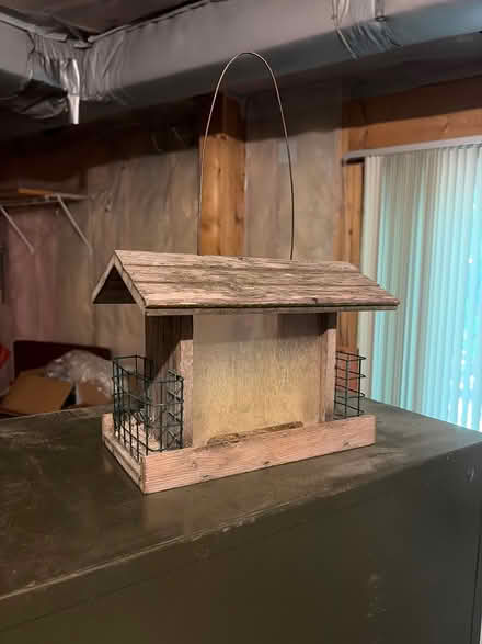 Photo of free Backyard birdfeeder (Bishops Forest, Waltham) #1