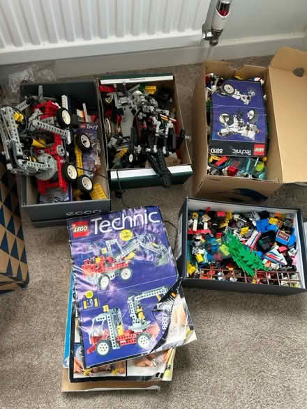 Photo of free Lego Technic and Lego (Berkhamsted HP4) #1