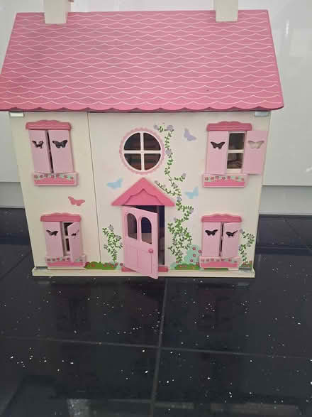 Photo of free Wood dolly house (Cheshunt EN8) #2