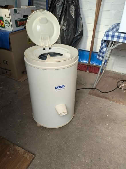 Photo of free Servis Spin Dryer (Biggleswade SG18) #1