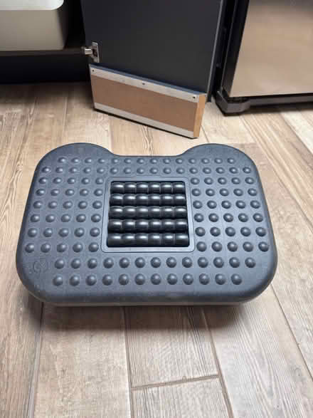 Photo of free Desk Foot Rest (IP33 2DR) #2