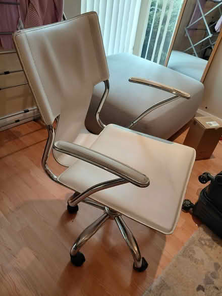 Photo of free White wheel chair (WD18 7QF) #1