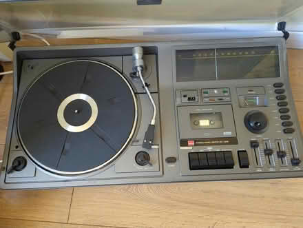 Photo of free Stereo Vintage (Redditch B97) #3