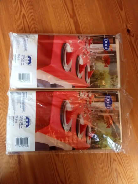 Photo of free X2 large cream disposable tablecloths (Wakefield WF1) #1