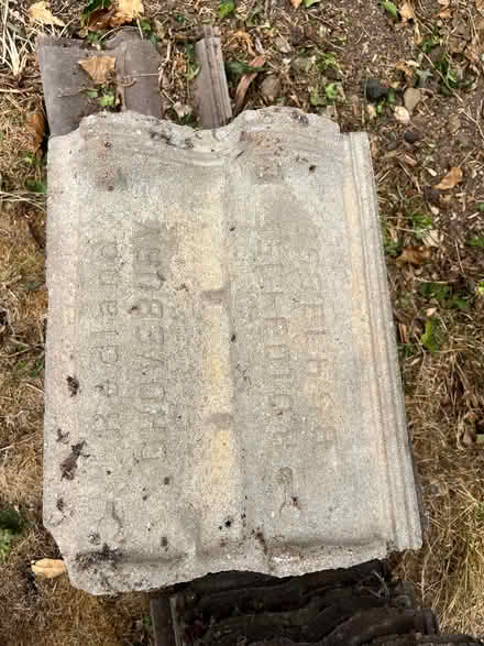 Photo of free 31 roof tiles (Kings Langley WD4) #2