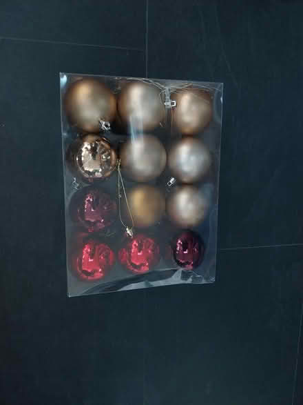 Photo of free Christmas baubles (AL7 Welwyn Garden City) #1