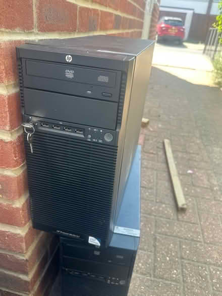 Photo of free Monitor plus cpu (Langley SL3) #2