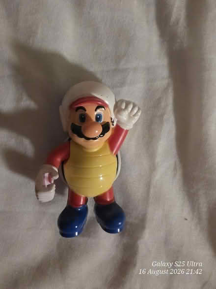Photo of free Mario McDonald's Toy (2015) (spondon DE21) #1