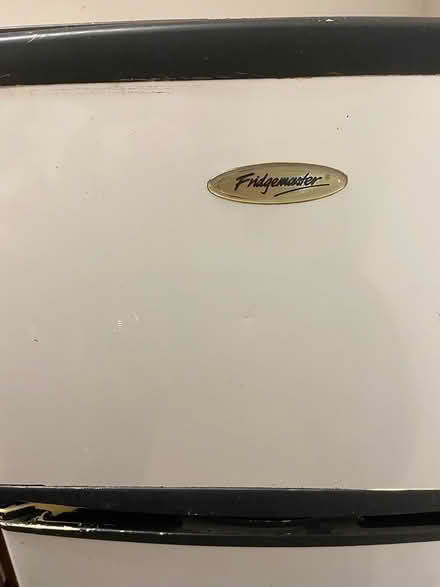 Photo of free Fridge Freezer (Glasgow Southside G42) #4