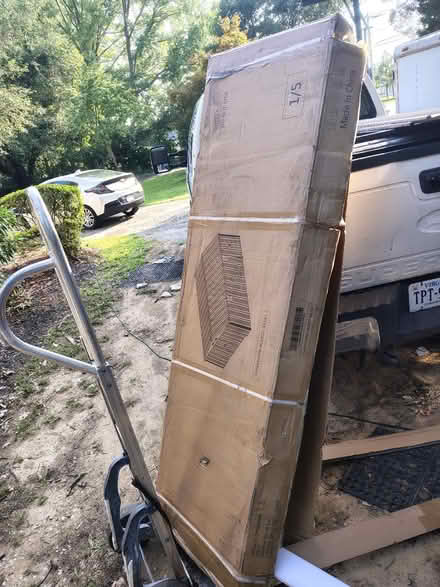 Photo of free Card board box and scraps (accokeek md) #1
