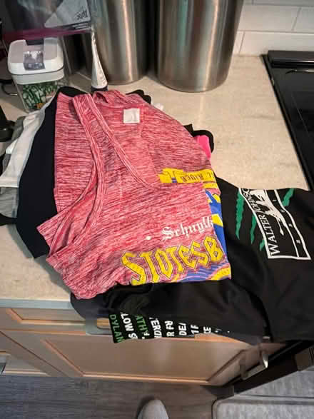 Photo of free Women’s small Rowing gear (Near Montrose Rd and 270) #2