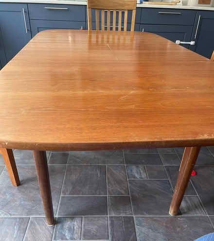 Photo of free Dining room table (Fulflood SO22) #4