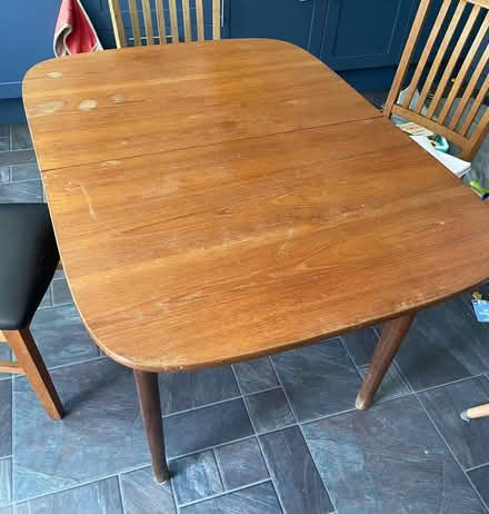 Photo of free Dining room table (Fulflood SO22) #2