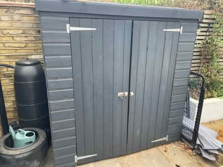 Photo of free Garden shed (St Margarets TW1) #1