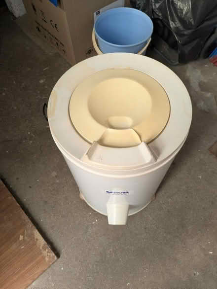 Photo of free Servis Spin Dryer (Biggleswade SG18) #2