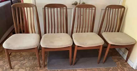 Photo of free Dining chairs (west Cupertino) #1