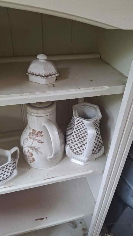 Photo of free Old plates and pots (Horsted Keynes RH17) #1
