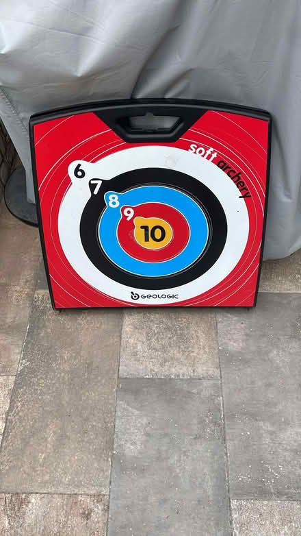 Photo of free Decathlon archery set (St Margarets TW1) #1
