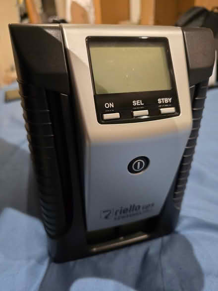 Photo of free UPS (Battery Backup) (Woolwich SE18) #1