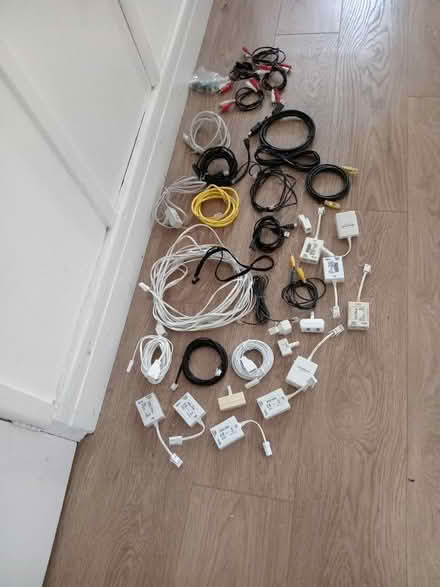 Photo of free Variety of computing, telephone and hi fi cables (Dore S17) #2