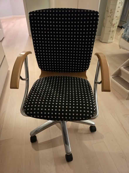 Photo of free Desk chair with arms on wheels (Glenview near Northbrook) #1