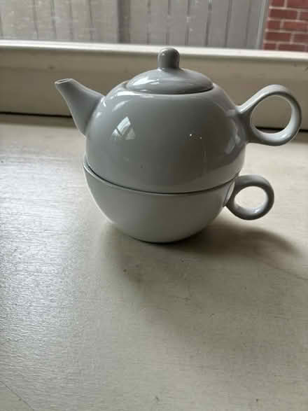 Photo of free Tea pot and cup (Capitol Hill) #1