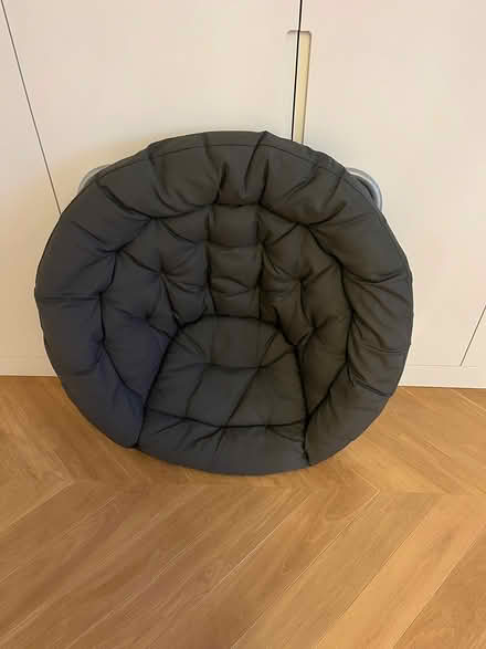 Photo of free comfy chair (Hampstead NW6) #1
