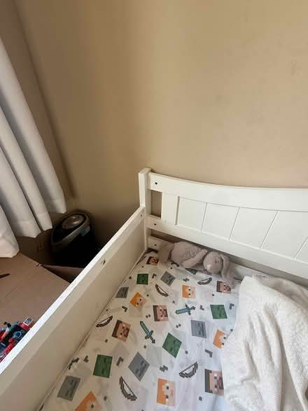 Photo of free Day bed (North Redondo beach) #3