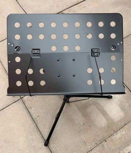 Photo of free Music Stand (LE9 Stoney Stanton) #3