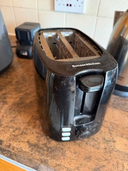 Photo of free Toaster (Dagenham RM9) #1