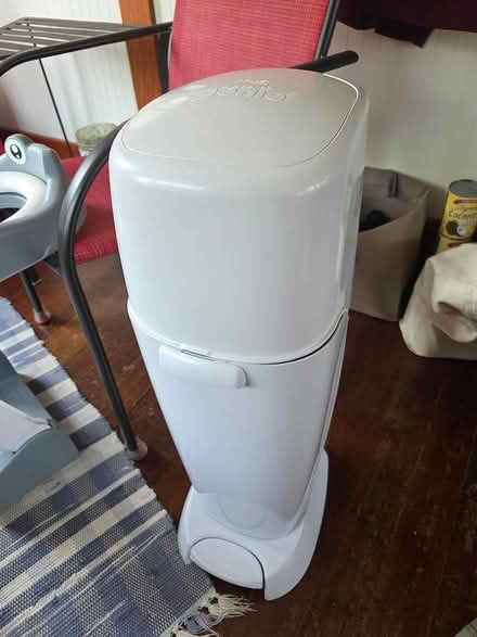 Photo of free Diaper pail (Rose City Park) #1