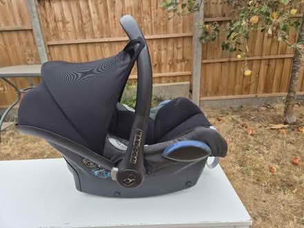 Photo of free Maxi-Cosi infant car seat (Baldock (SG7)) #1