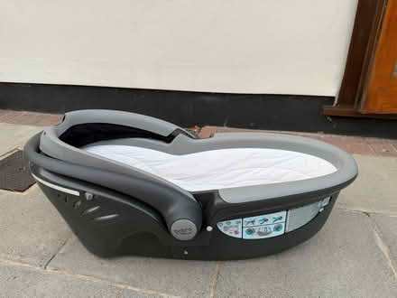 Photo of free Britax Lie flat car seat to 6mths (Epsom) #1