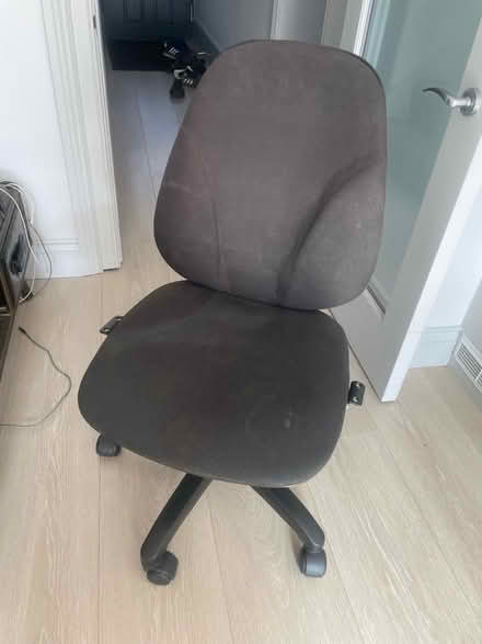 Photo of free Black office swivel chair (Hampton Hill TW12) #1