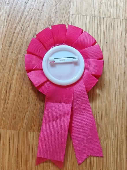 Photo of free Pink happy birthday ribbon (Woodberry Down Estate N4) #2