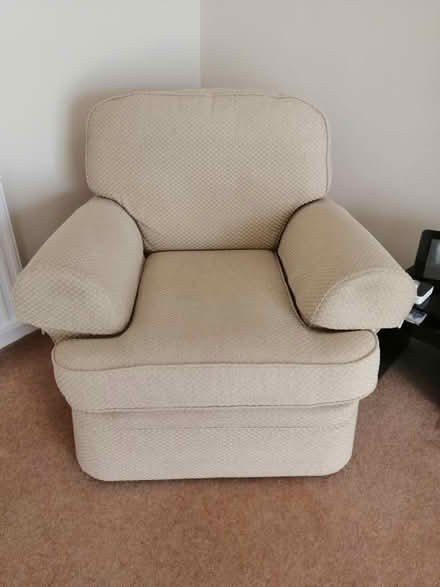 Photo of free M&S 3 Seat Sofa & 2 Armchairs (Wickham Bishops CM8) #1