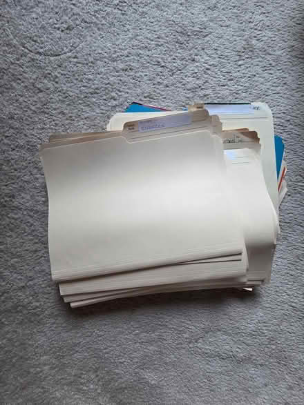 Photo of free File folders - used - 8.5"x11" (East Mississauga) #1