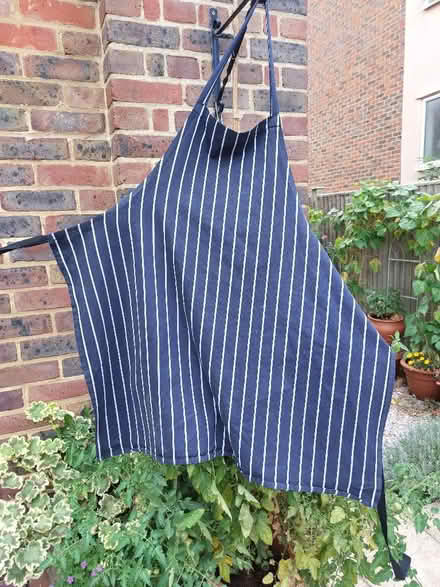 Photo of free Chef's Apron (North Tonbridge TN10) #1