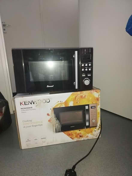 Photo of free Microwave (E13 0TD) #1