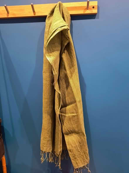 Photo of free Scarf (Iffley Road OX4) #1