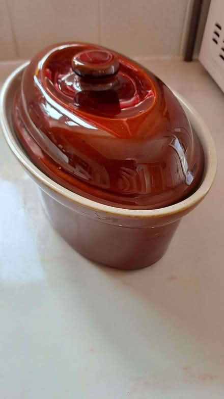 Photo of free Casserole dish with lid. (Sherrard's Green WR14) #1