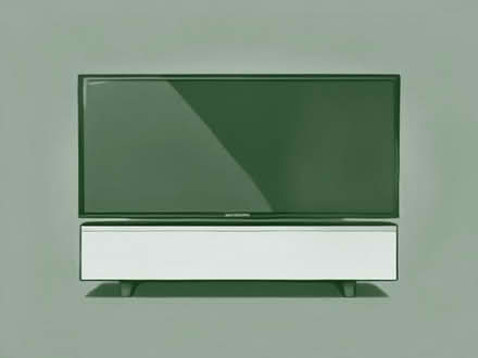 Photo of Small Size Flat-Screen TV (Kates Hill DY2) #1