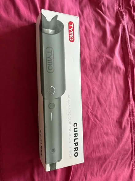 Photo of free Hair styler / curler (Enfield EN2) #3