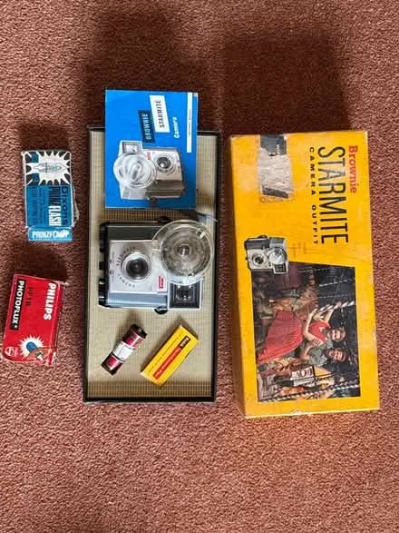 Photo of free Vintage Kodak Starmite camera kit (Winkfield Row RG42) #1