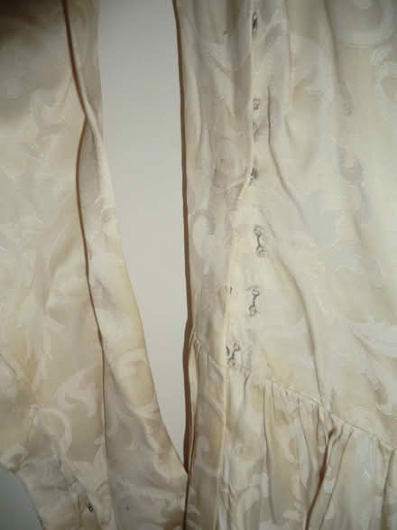 Photo of free Vintage ivory satin wedding dress (Knaphill GU21) #4