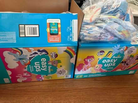 Photo of free Pampers Easy Up training underwear (Granada Hills) #1