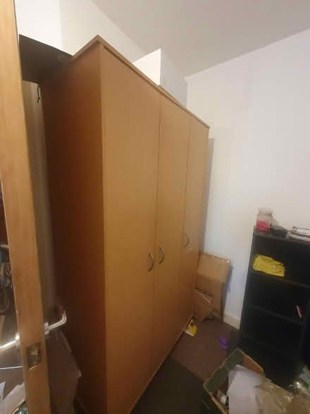 Photo of free Wardrobe (Wa87rw) #1