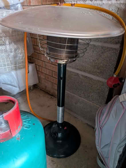 Photo of free Kingfisher Table Top Outdoor Patio 4KW Heater and gas bottle (Edgebold SY3) #1