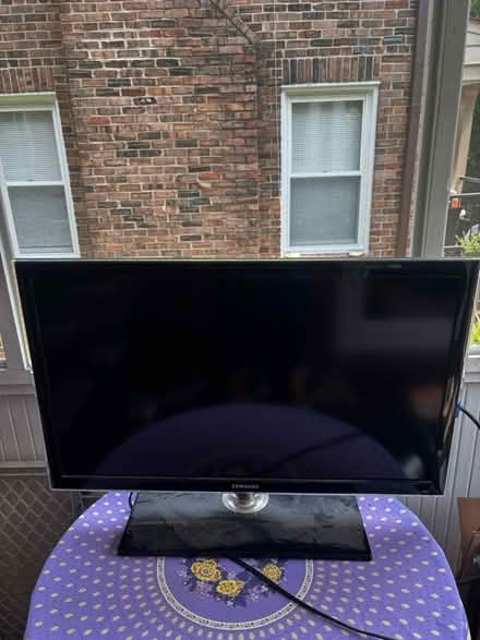 Photo of free Monitor (Cleveland park) #1